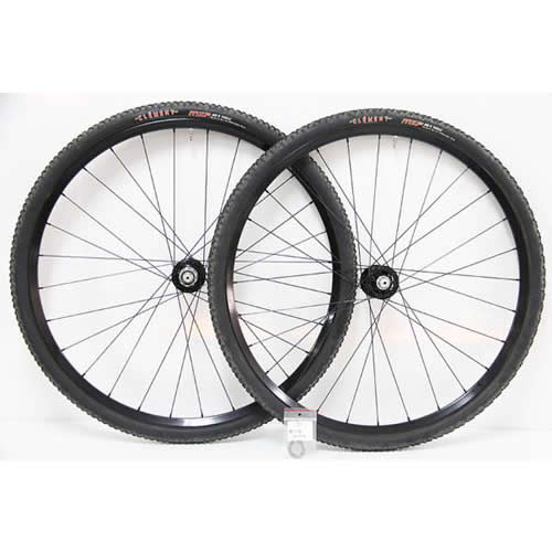 CHRISKING（クリスキング）｜R45 DISC/NoTubes 手組ホイールセット｜美品｜買取金額 65,000円