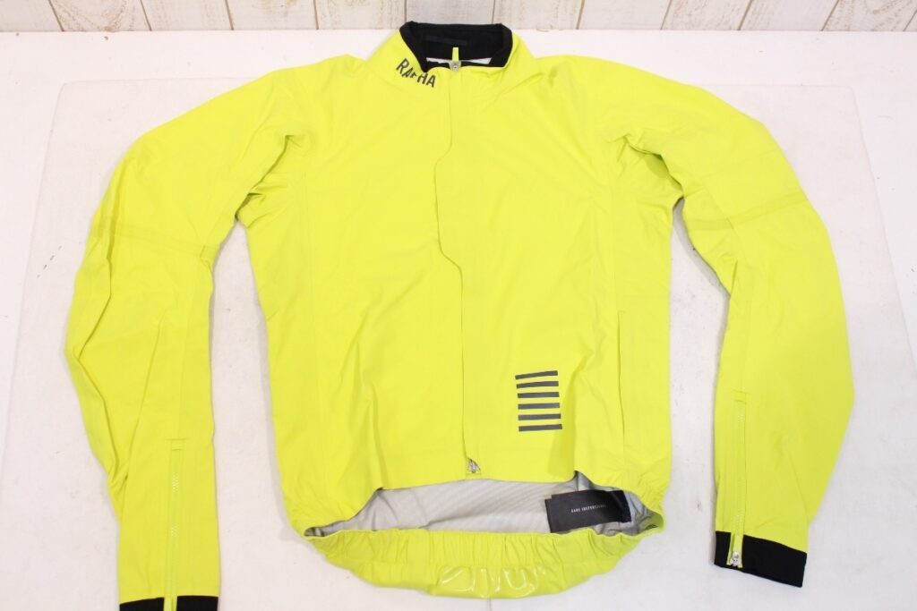 Rapha（ラファ）｜Pro Team Race Cape｜超美品｜買取金額 8,000円