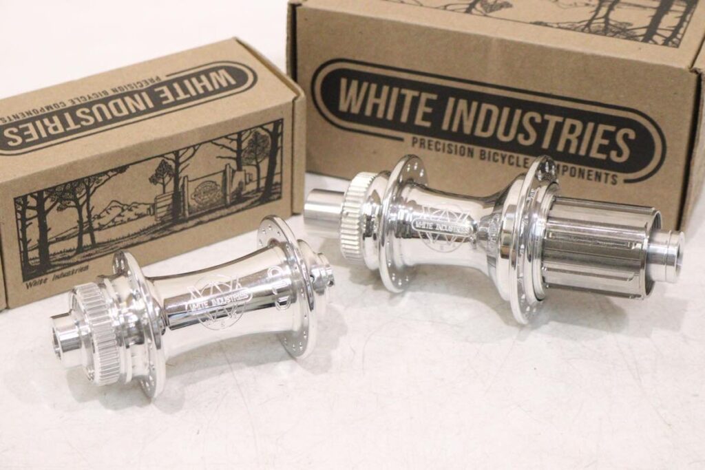 white industries（ホワイトインダストリーズ）｜CLD 前後ハブセット｜新品同様｜買取金額 45,000円