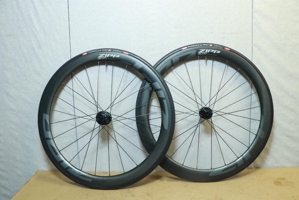 ZIPP（ジップ）｜303S DISC カーボンホイール｜美品｜買取金額 84,000円