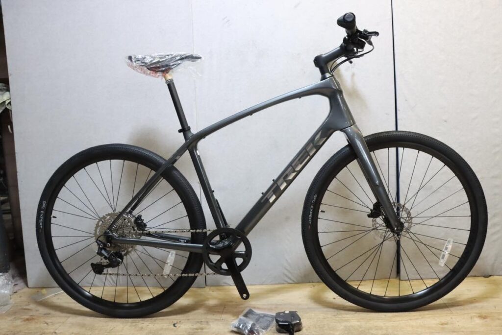 TREK（トレック）｜FX SPORT4 カーボン クロスバイク｜新品同様｜買取金額 130,000円