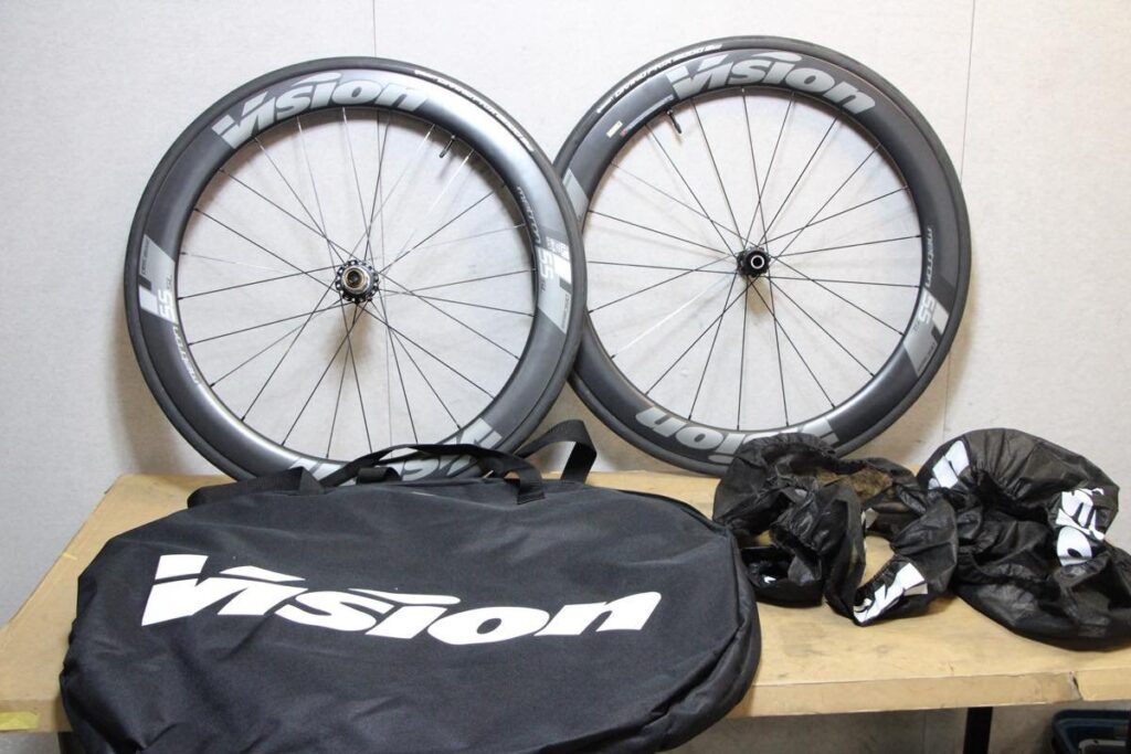 VISION（ビジョン）｜METRON55 SL DISC カーボンホイール｜美品｜買取金額 83,000円