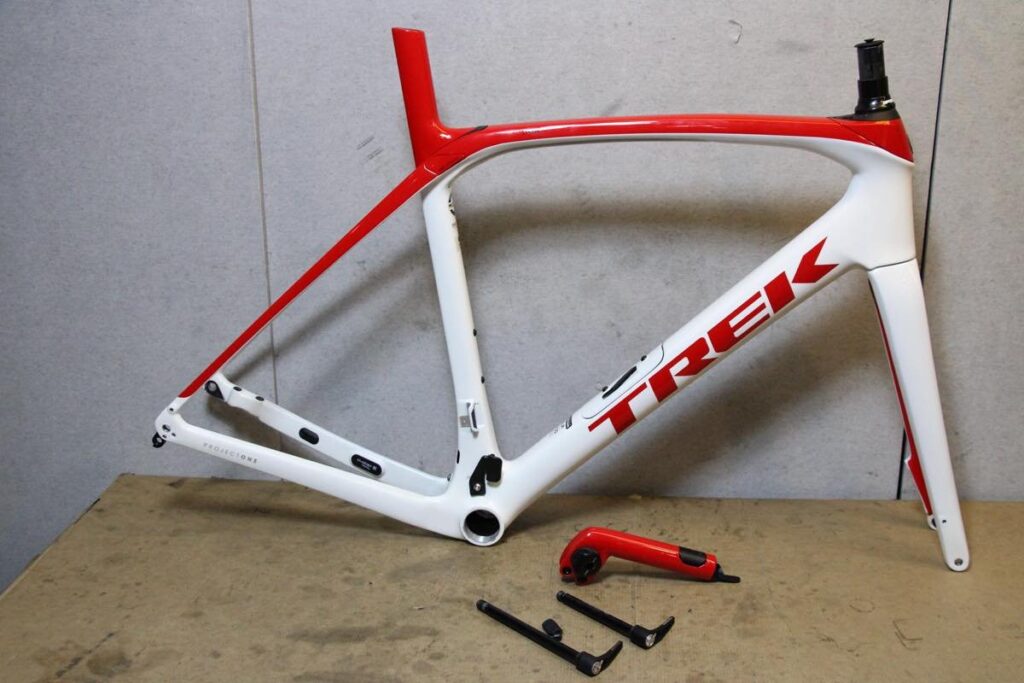 TREK（トレック）｜DOMANE SLR P1 カーボンフレーム｜美品｜買取金額 190,000円