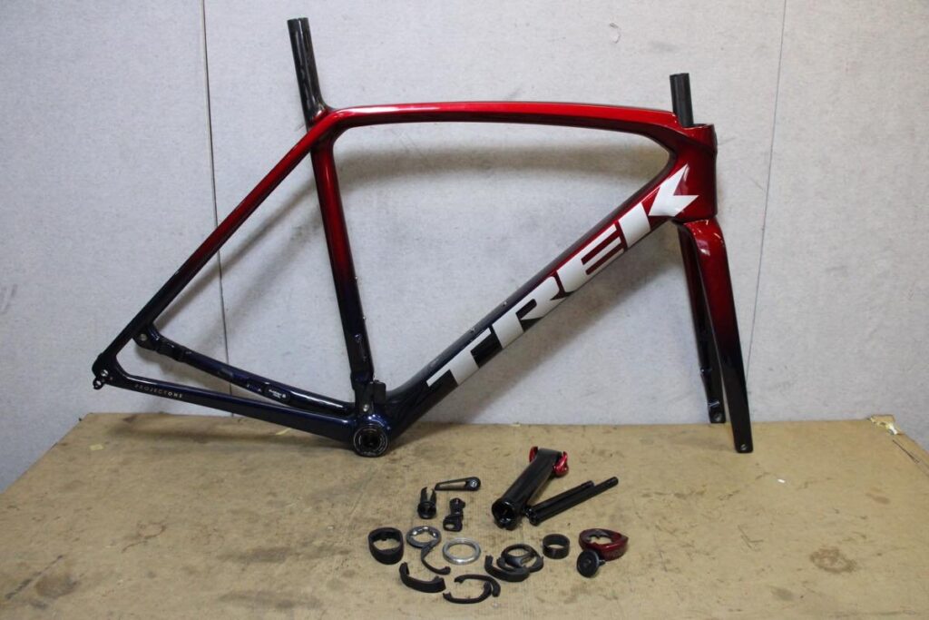 TREK（トレック）｜EMONDA SLR カーボンフレーム｜超美品｜買取金額 190,000円