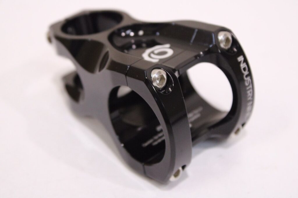 INDUSTRY NINE（インダストリーナイン）｜A35 ステム｜新品同様｜買取金額 11,000円