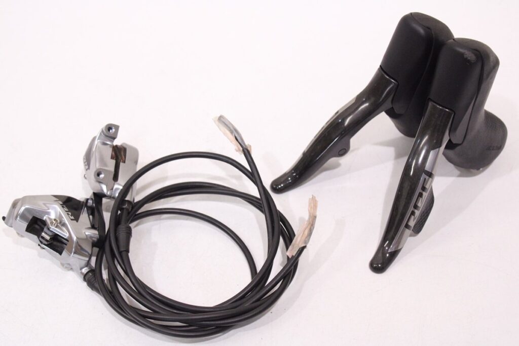 SRAM(スラム)｜RED e-TAP AXS HDR 2x12s 油圧ディスクブレーキ 電動ワイヤレス 2点セット｜美品｜買取金額 55,000円