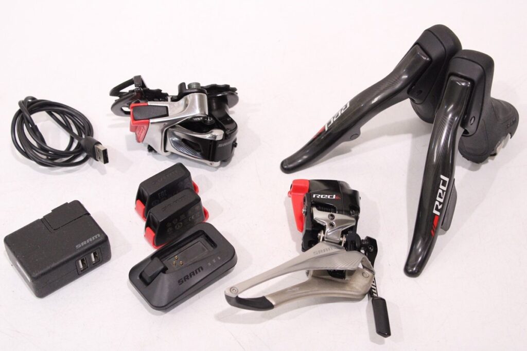 SRAM(スラム)｜RED e-TAP 電動ワイヤレス 2x11s 3点グループセット｜中古｜買取金額 92,000円