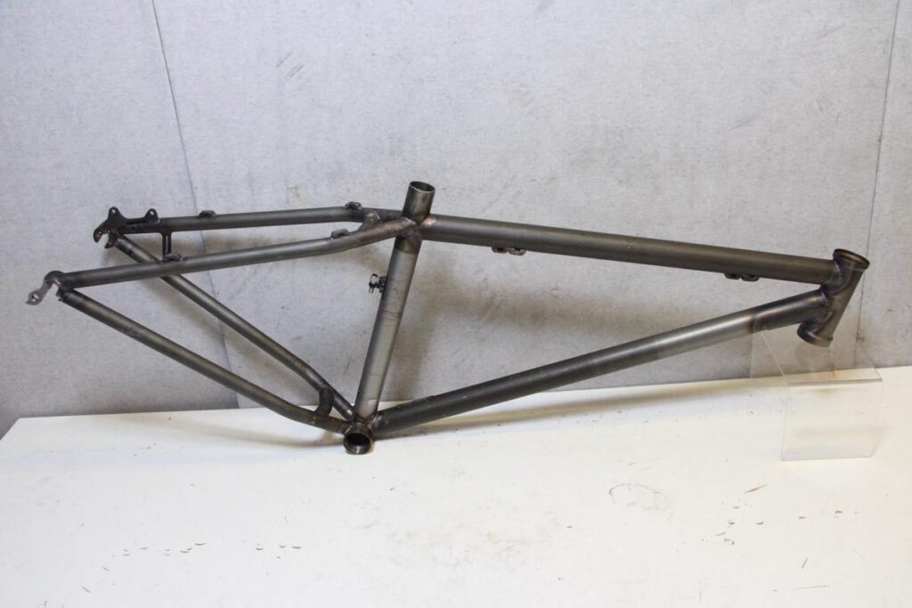 INZIST（インジスト）｜SLAVE 26inch クロモリMTBフレーム ロウ仕上げ 2011年 355mm(C-T)｜中古｜買取金額 35,000円