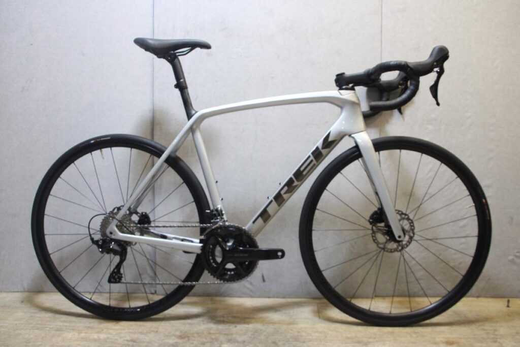 TREK(トレック)｜EMONDA SL5 DISC フルカーボン 105 R7120 2X12S サイズ56 2022年モデル｜超美品｜買取金額 182,000円
