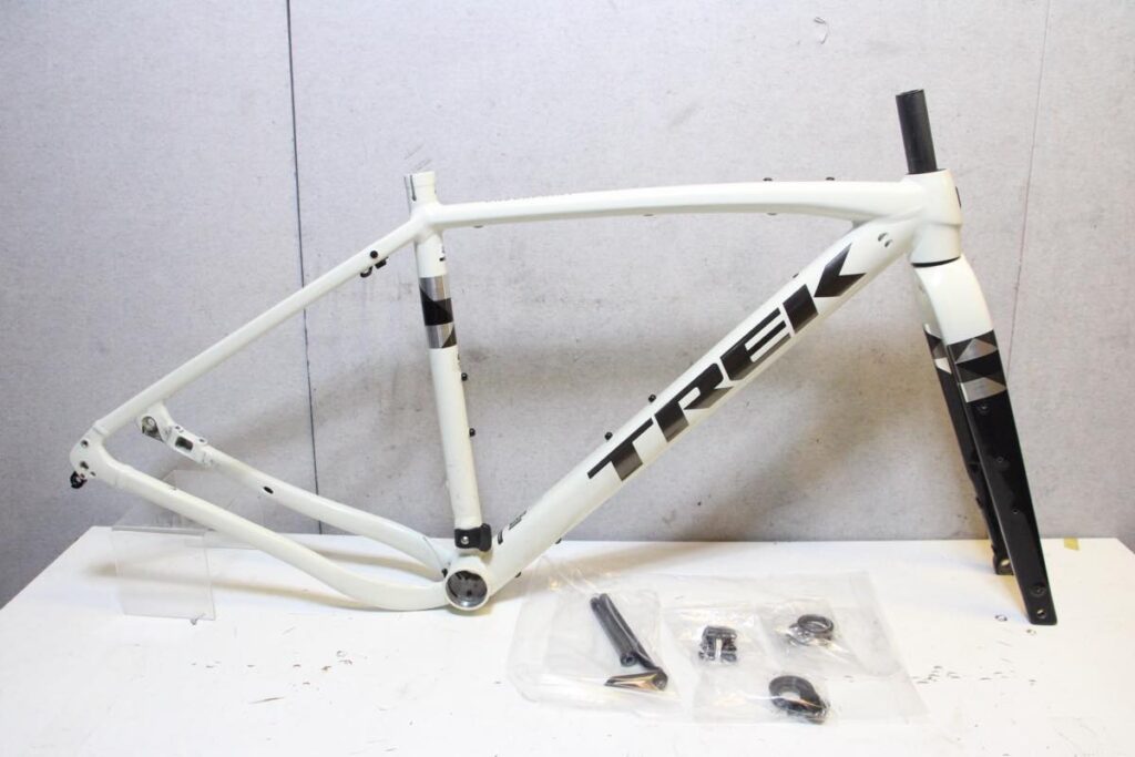 TREK（トレック）｜CHECKPOINT ALR5 アルミフレーム グラベルロード 2022年 49size｜中古｜買取金額 51,000円