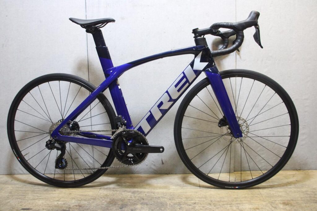 MADONE SL6 DISC フルカーボン SHIMANO 105 R7170 Di2 2X12S