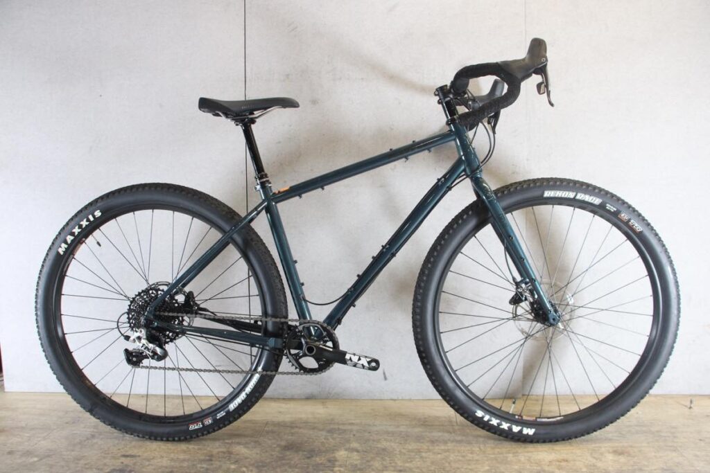 SUTRA LTD グラベルロード SRAM RIVAL 1 MIX 1X11S