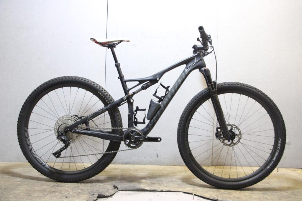 Epic Expert Carbon