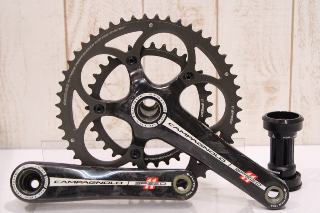 ULTRA-TORQUE CT CARBON 11S 165mm 50/34T 2x11s カーボンクランクセット BCD:110mm BBカップ付属
