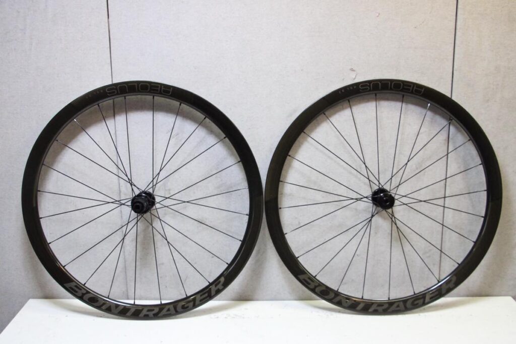 BONTRAGER（ボントレガー）｜AEOLUS RSL 37 TLR DISC シマノフリー 11/12s対応 クリンチャー チューブレス カーボンホイールセット｜中古｜買取金額 112,000円