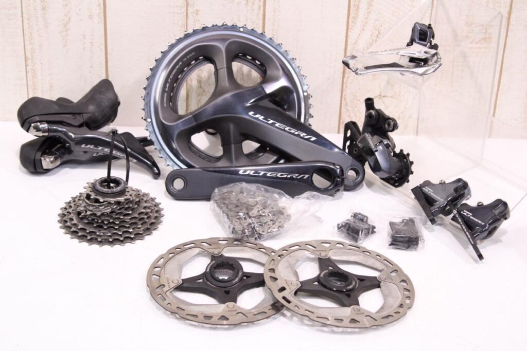 R8025 ULTEGRA シリーズ 機械式変速 油圧式ブレーキ モデル グループセット 170mm / 52-36T
