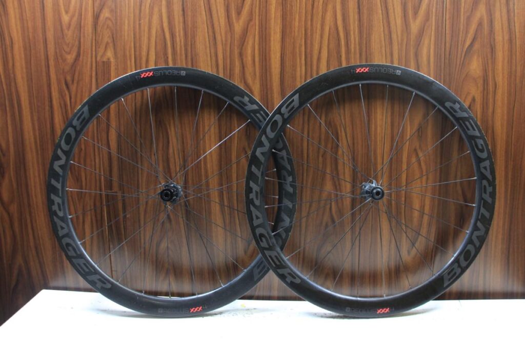 AEOLUS XXX4 DISC シマノフリー 11/12s対応 チューブラー カーボンホイールセット