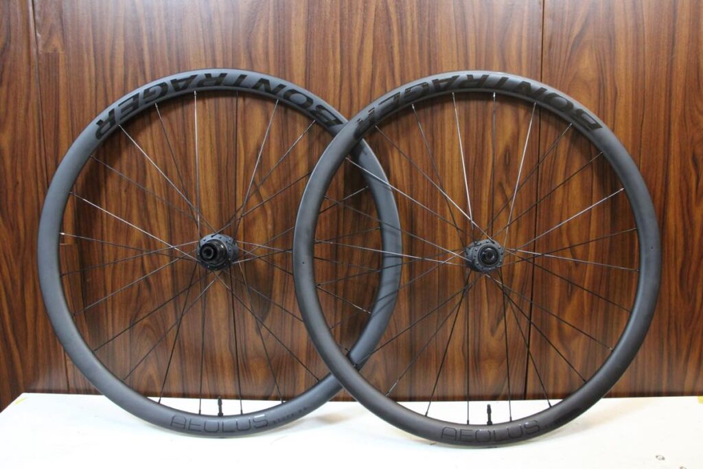 AEOLUS ELITE 35 TLR DISC シマノフリー 11/12s対応 クリンチャー チューブレス カーボンホイールセット