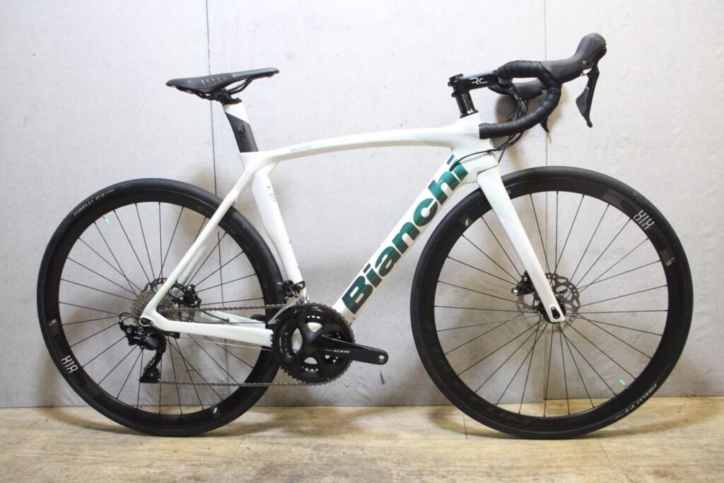OLTRE XR3 DISC フルカーボン SHIMANO 105 R7020 2X11S