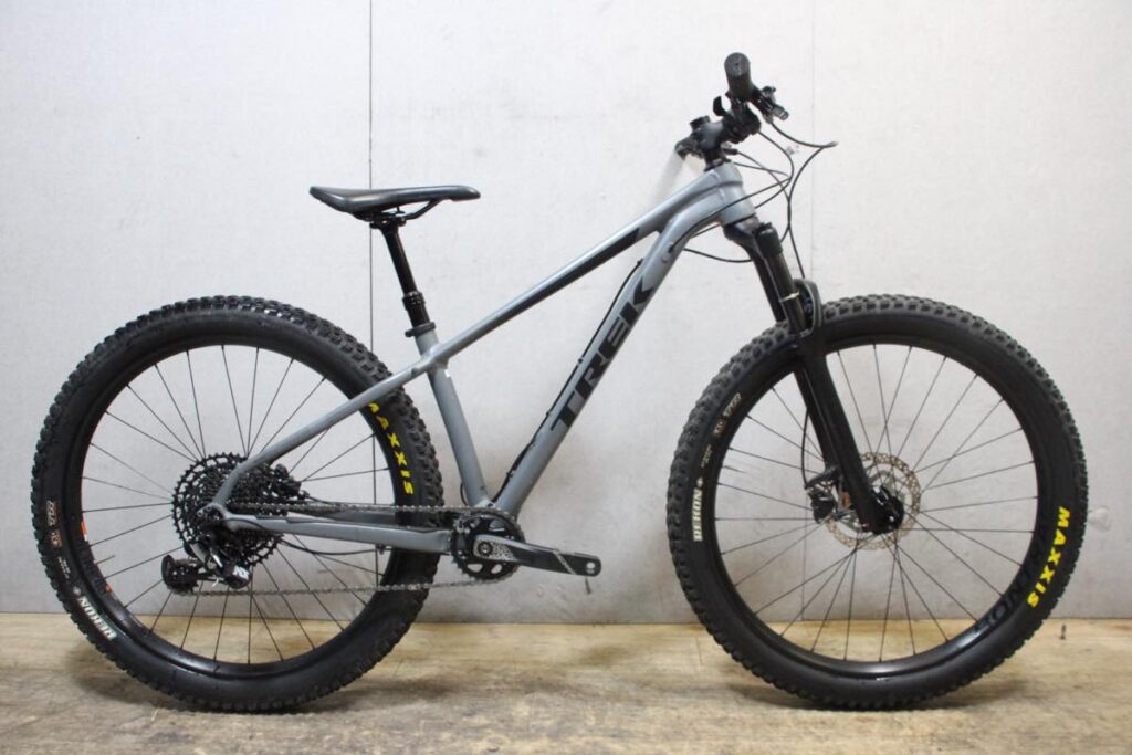 ROSCOE8 27.5インチMTB SRAM NX EAGLE 1X12S