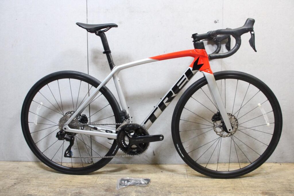 EMONDA SL6 フルカーボン SHIMANO 105 R7170 Di2 2X12S