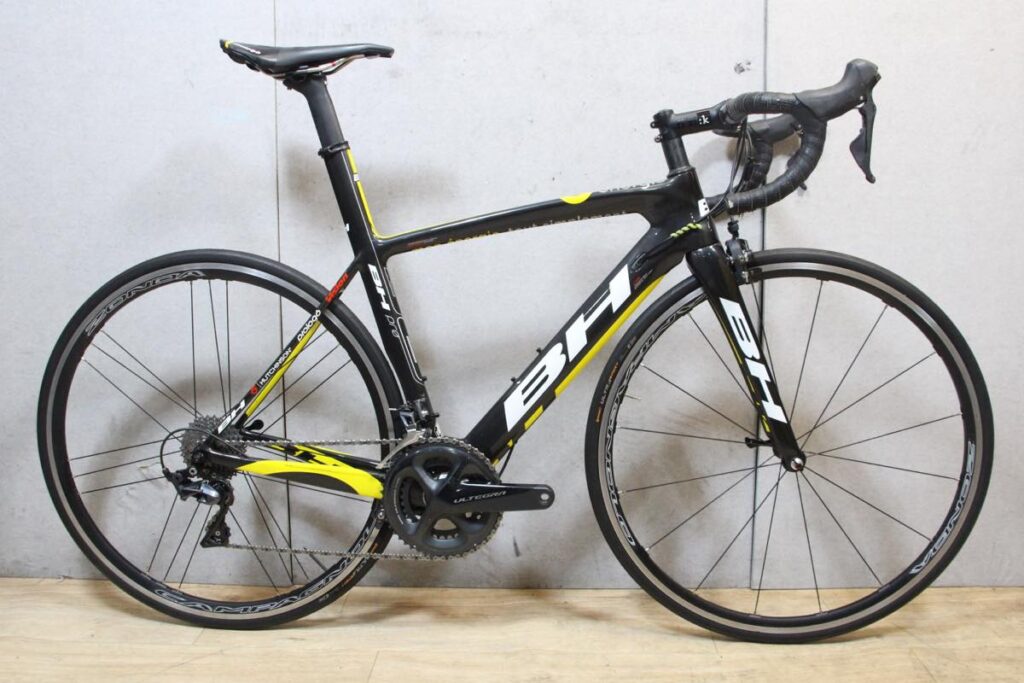 g6 pro フルカーボン SHIMANO ULTEGRA R8000 2X11S