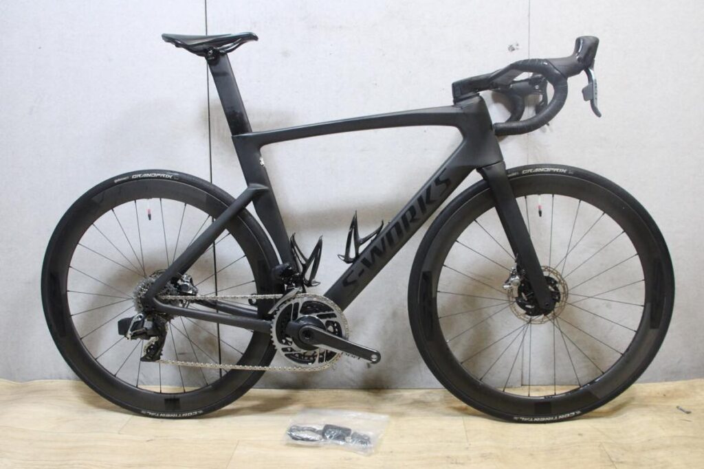 VENGE SRAM RED e-tap AXS 2X12S