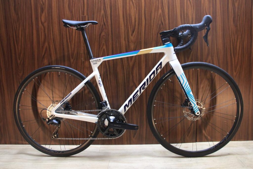 SCULTURA 4000 DISC フルカーボン SHIMANO 105 R7120 2X12S