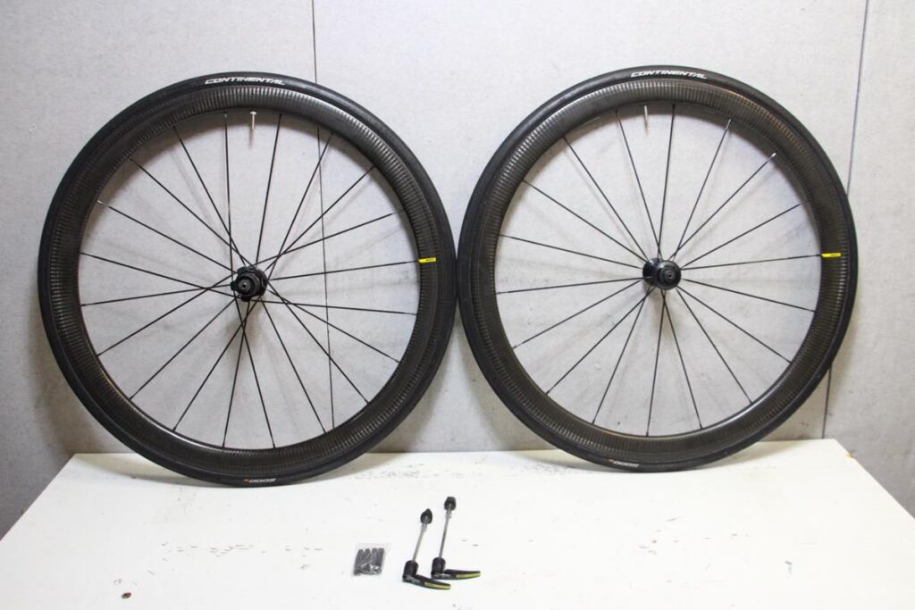 COSMIC PRO CARBON UST RIM シマノフリー 11/12s対応 クリンチャー チューブレス カーボンホイールセット