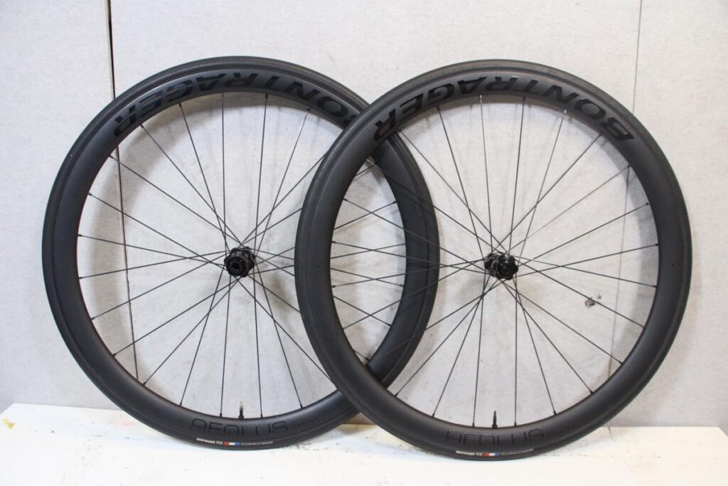 AEOLUS PRO 37 TLR DISC シマノフリー 11/12s対応 クリンチャー チューブレス カーボンホイールセット