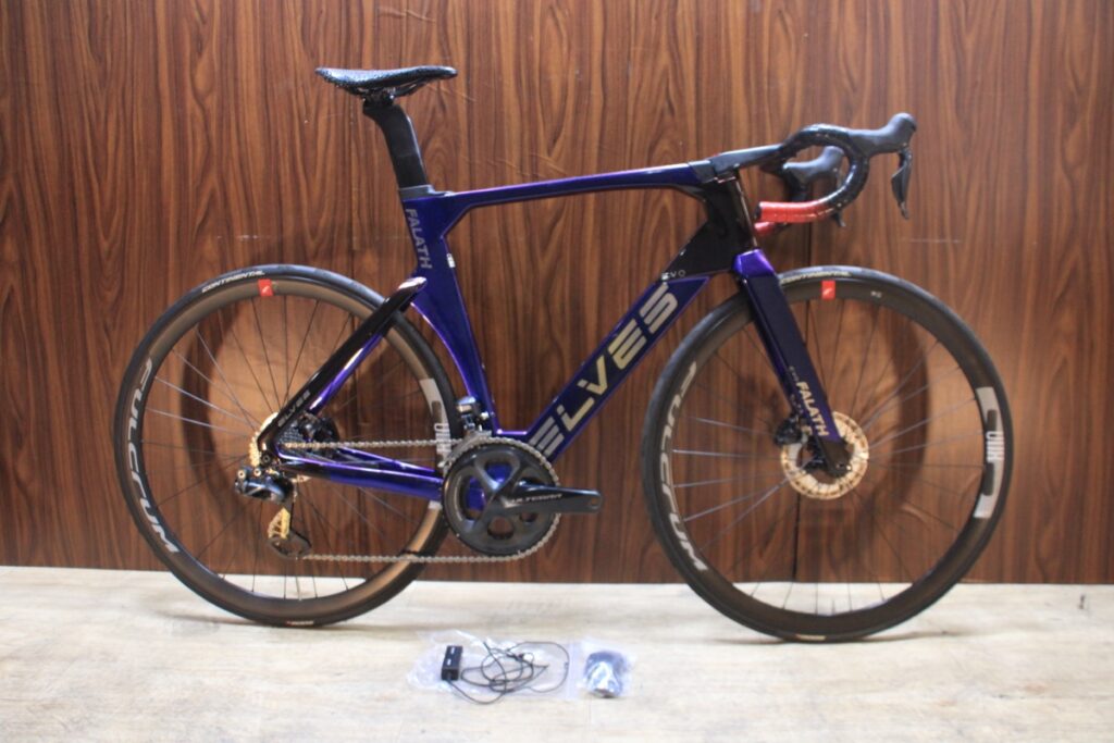 FALATH EVO フルカーボン SHIMANO ULTEGRA R8070 Di2 2X11S 2022頃