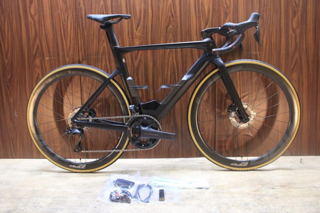 Time Machine road 01 フルカーボン SHIMANO R8170 ULTEGRA Di2 2X12S ZIPP 303s