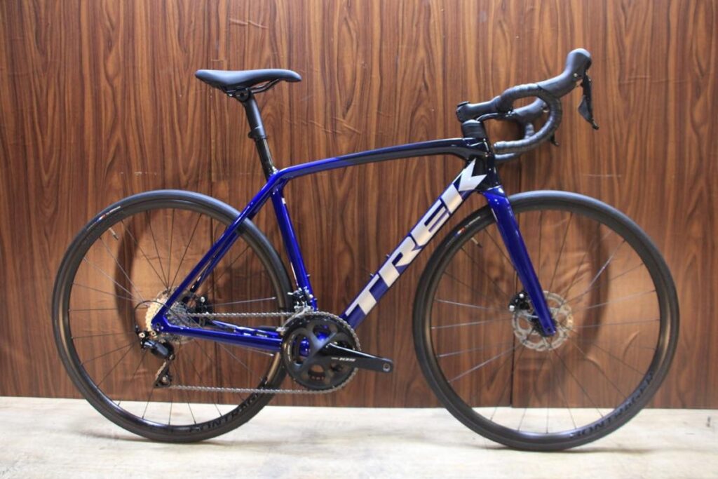 EMONDA SL5 DISC フルカーボン SHIMANO 105 R7020 2X11S