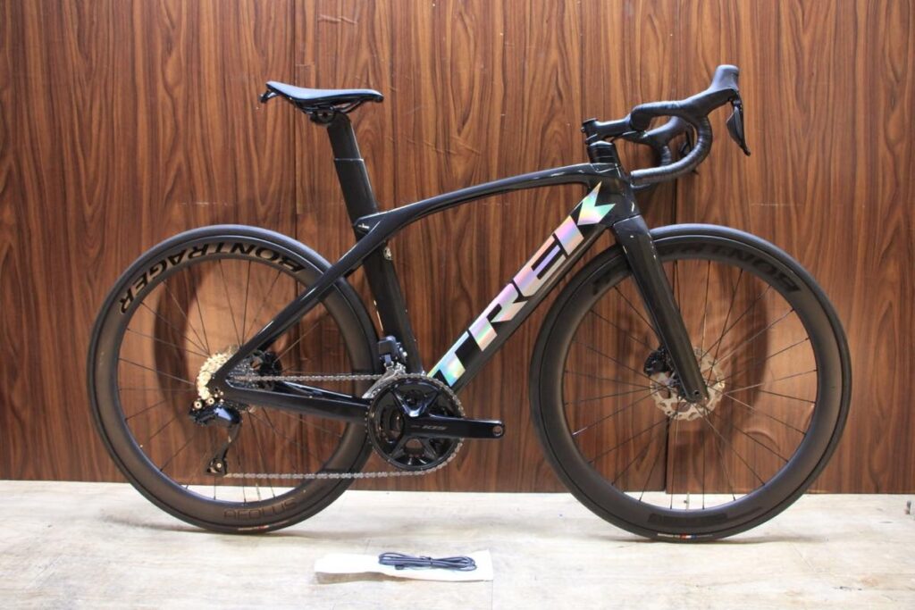 MADONE SL6 GEN6 フルカーボン SHIMANO 105 R7170 Di2 2X12S
