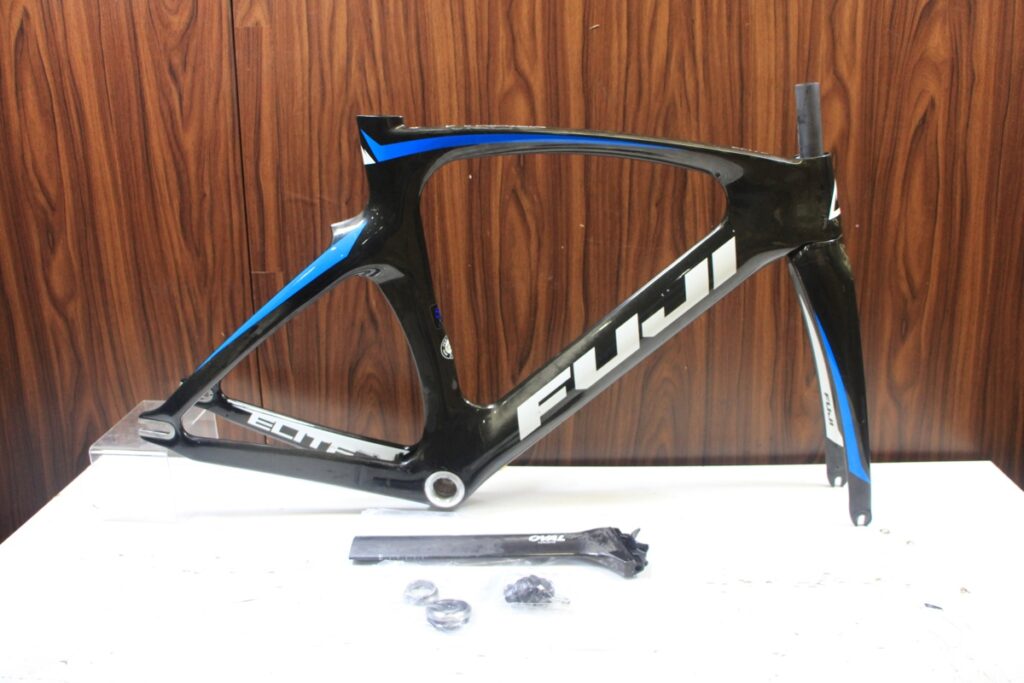 TRACK ELITE ピスト