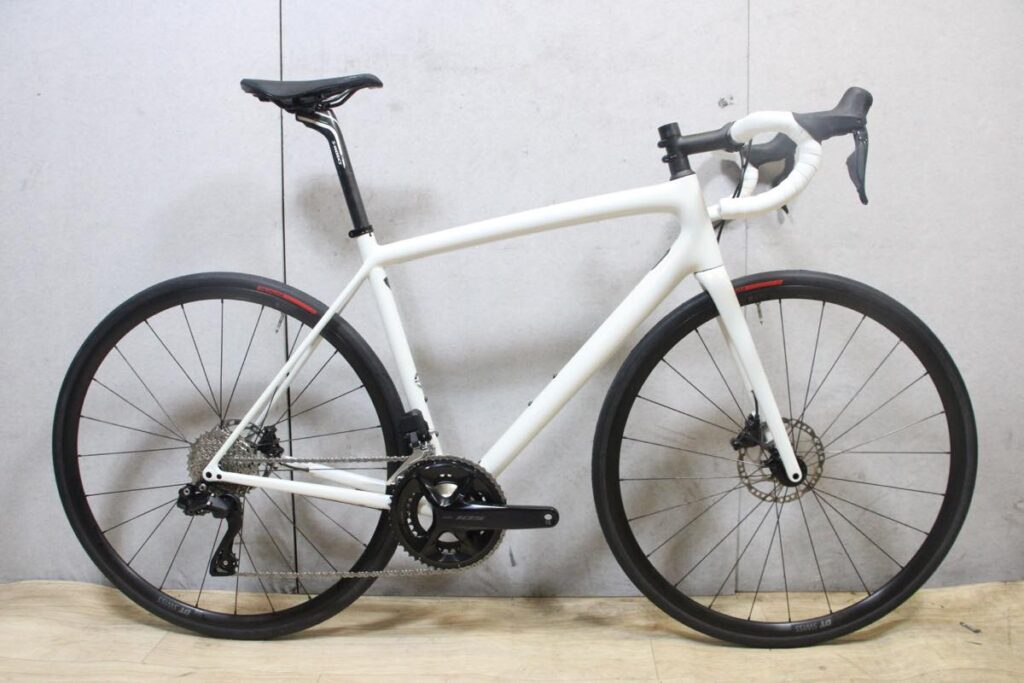 AETHOS COMP フルカーボン 105 R7170 Di2 2X12S