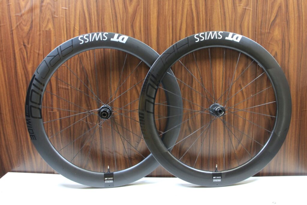 ARC 1100 DICUT 62 DISC DT240Sハブ シマノ11/12s対応 チューブレス カーボンホイールセット リアのみワイドモデル