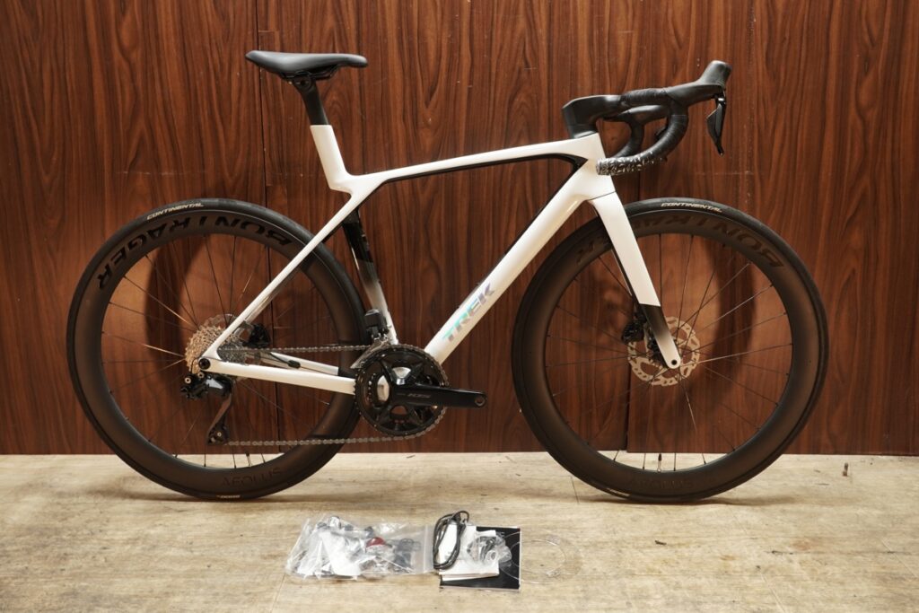 MADONE SL6 Gen8 SHIMANO 105 R7170 Di2 2X12S BONTRAGER Aeolus PRO 51