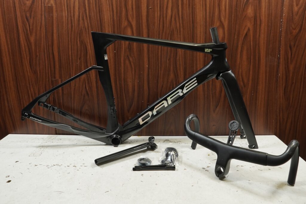 VSRU 専用ハンドルステム付属