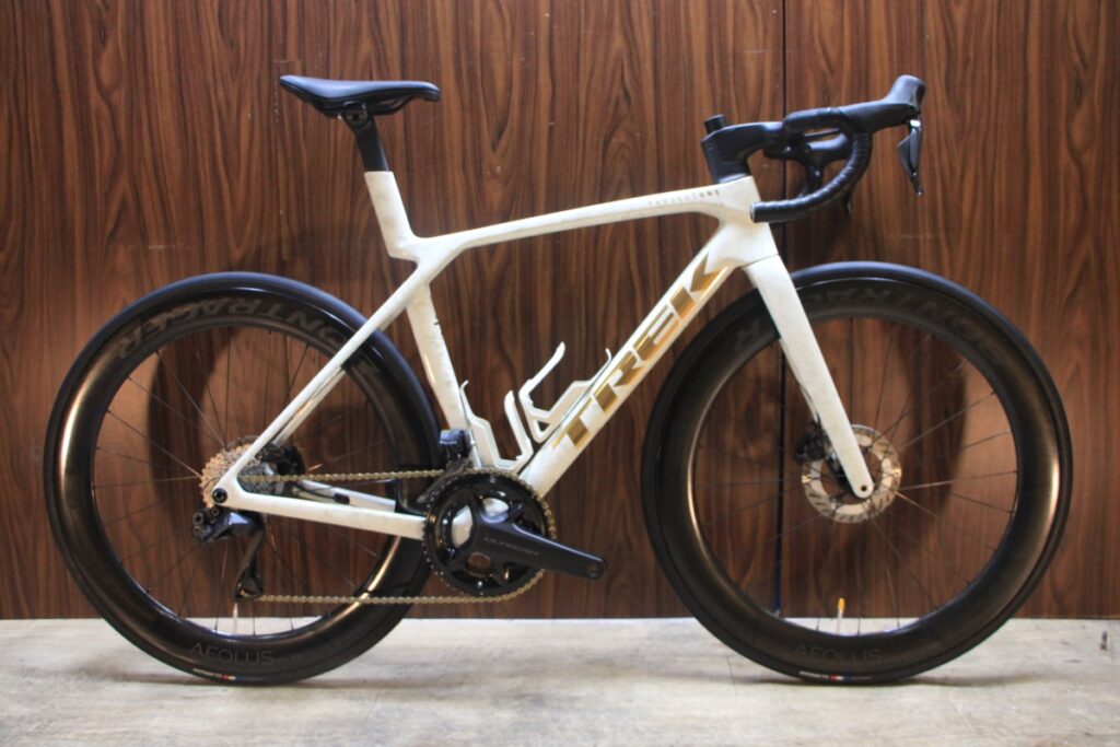 MADONE SLR7 GEN8 BONTRAGER AEOLUS RSL62 SHIMANO ULTEGRA R8170 Di2 2X12S