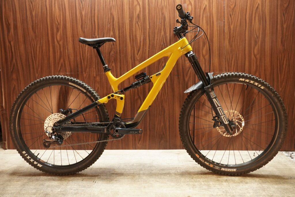 SALSA（サルサ）｜CASSIDY CARBON 29er MTB SHIMANO SLX M7100 2X12S｜美品｜買取金額 215,000円
