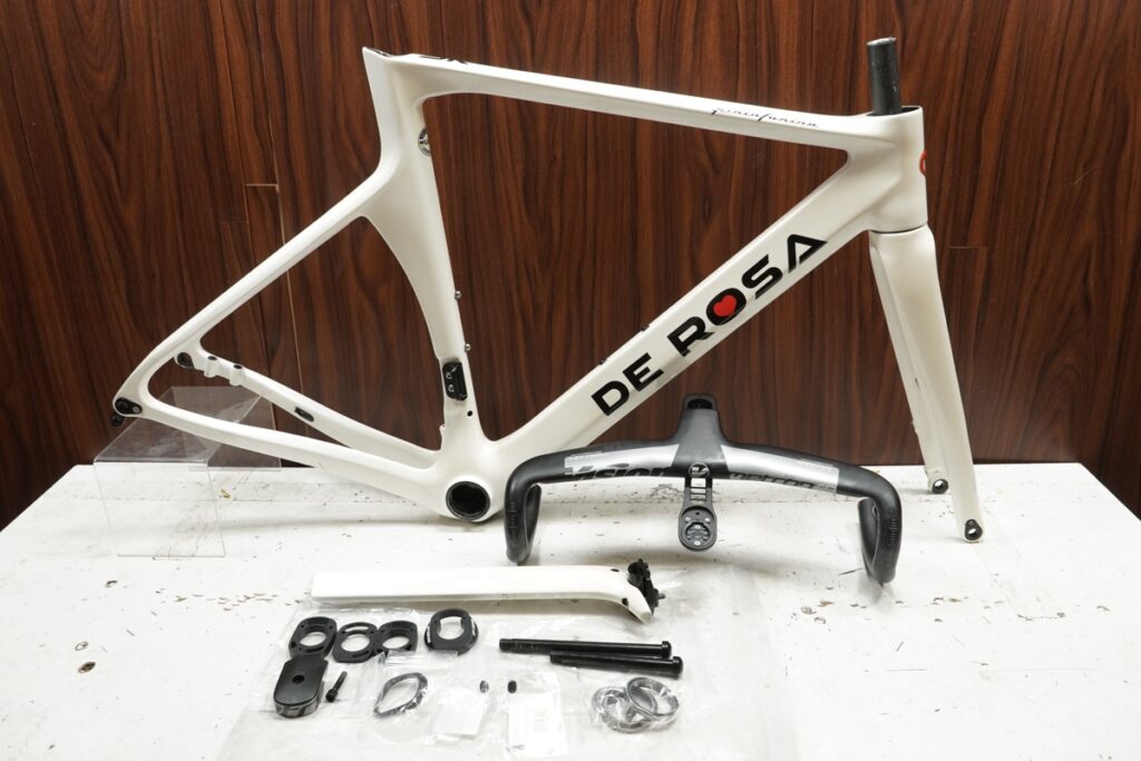 DE ROSA（デローザ）｜SK PININFARINA DISK カーボンフレーム VISION METRON 5D付属 サイズ50 2021年｜中古｜買取金額 113,000円