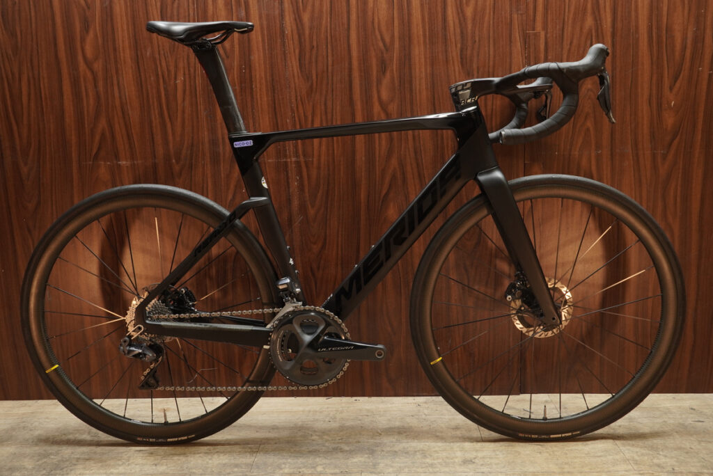 MERIDA（メリダ）｜REACTO 8000 E フルカーボン SHIMANO ULTEGRA R8070 Di2 2X11S｜美品｜買取金額 190,000円