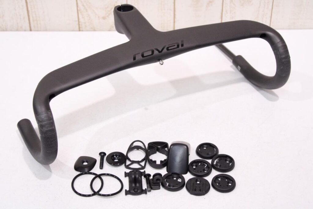 ROVAL（ロヴァール）｜RAPIDE COCKPIT 一体型 420mm(芯-芯)｜中古｜買取金額 27,000円