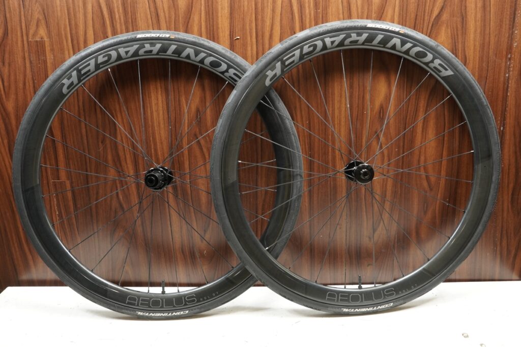 AEOLUS RSL 37 TLR DISC シマノフリー 11/12s対応 クリンチャー チューブレス カーボンホイールセット