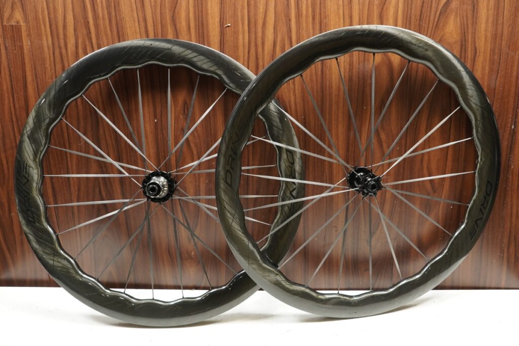 ELITEWHEELS（エリートホイール）｜HELIX 57D EVOLUTION DISC 11/12s対応 ホイールセット｜中古｜買取金額 103,000円