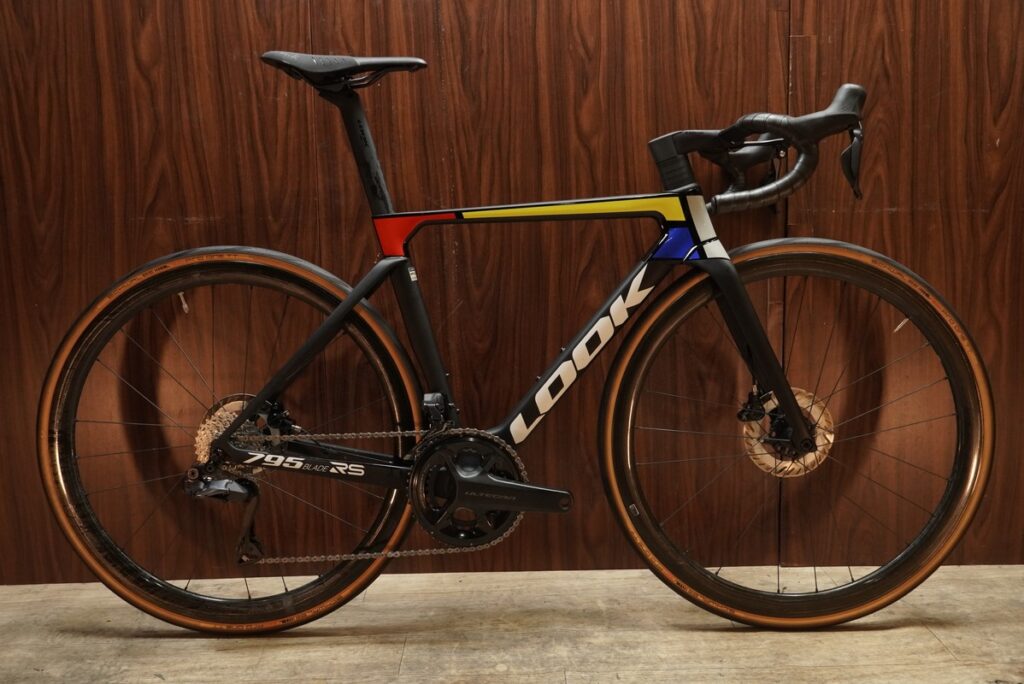 795 BLADE2 RS ICONIC フルカーボン SHIMANO ULTEGRA R8170 DI2 2X12S