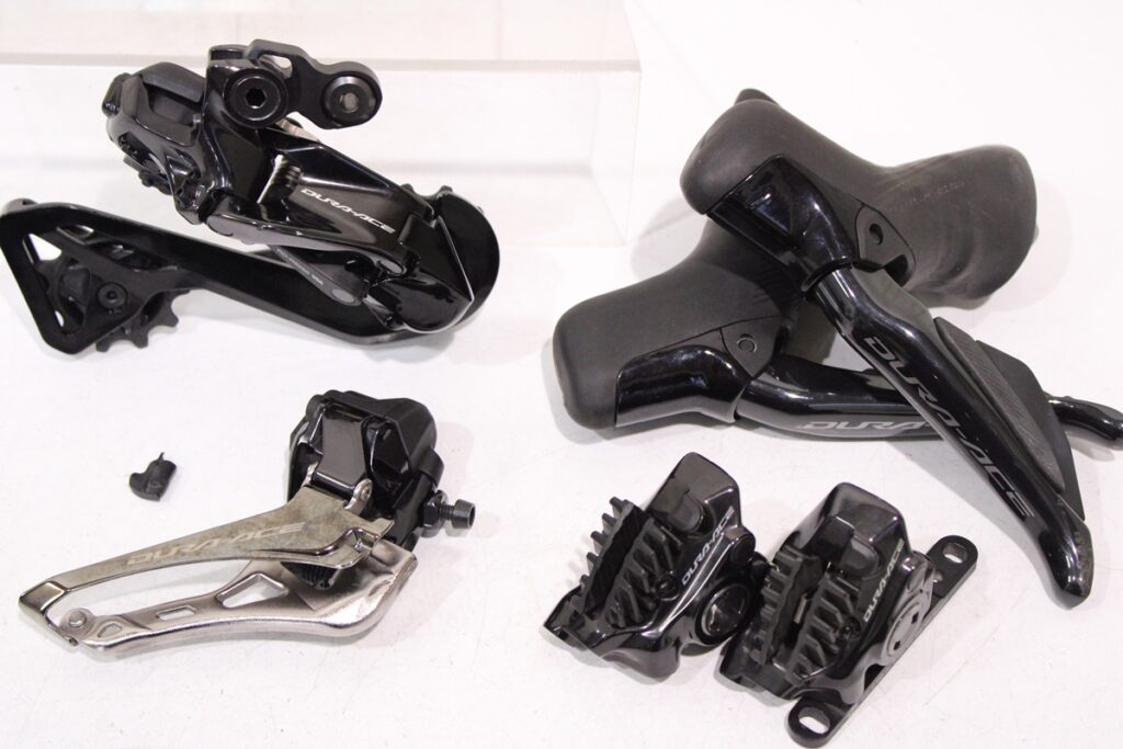 SHIMANO（シマノ）｜R9270 DURA-ACE 2x12s Di2 電動変速 油圧式 4点グループセット｜超美品｜買取金額 140,000円